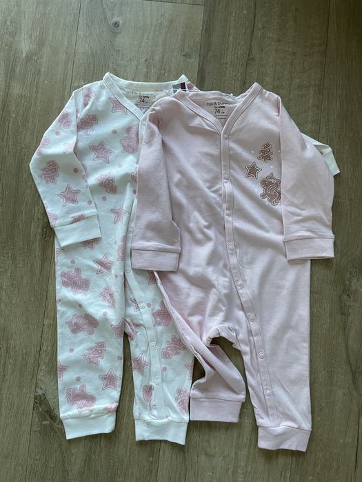 Sinsay 2x śpiochy rozm. 74 świąteczny motyw