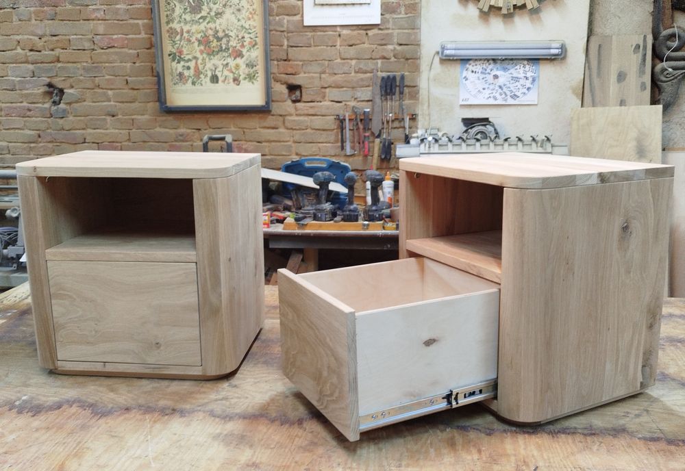 Stoliczek z drewna dębowego