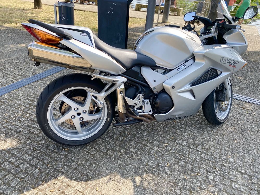 Honda VFR 800 Vtec