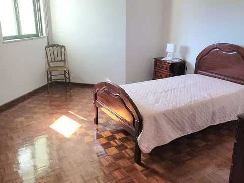 Quarto para arrendar em Lamego