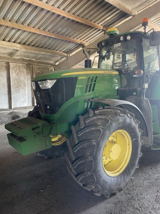 Трактор John Deere 6195M