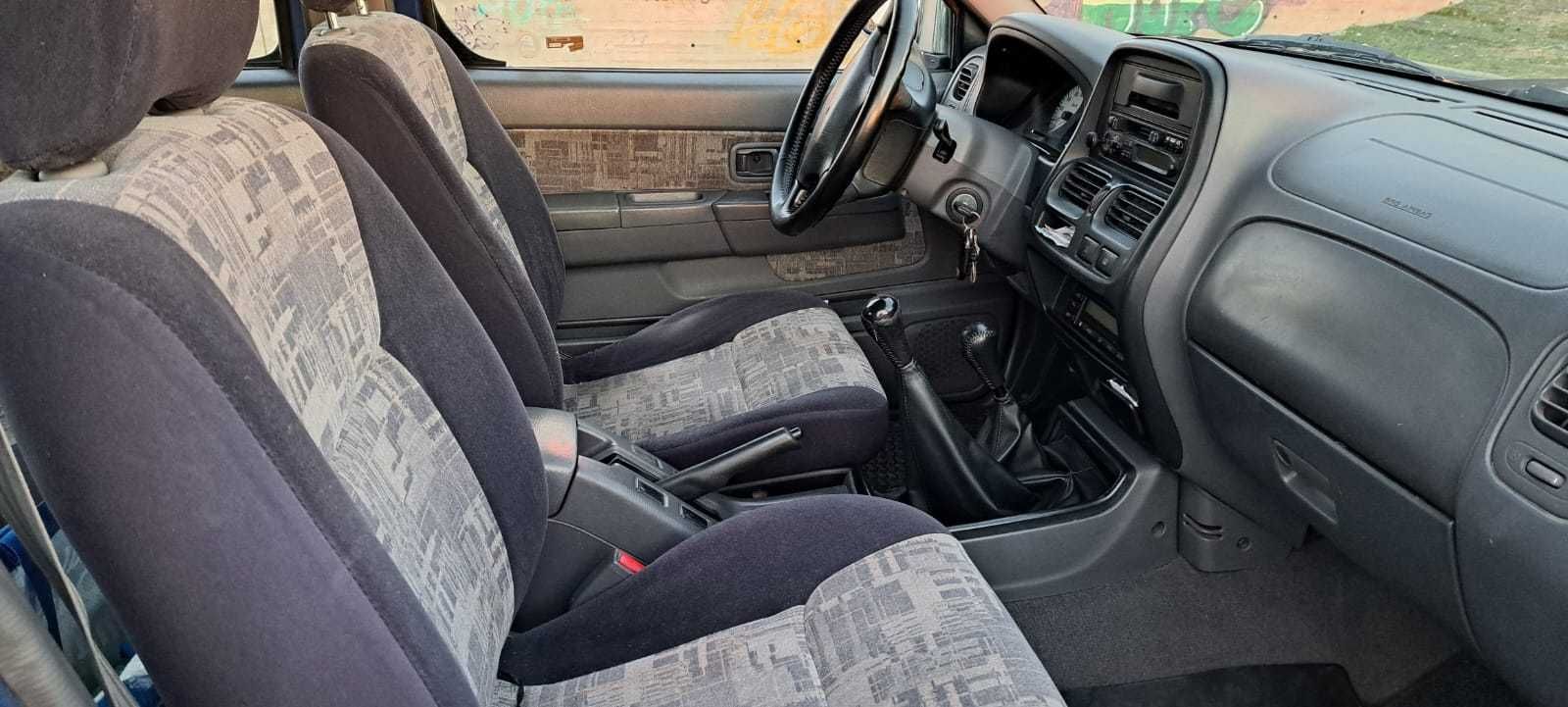 Nissan Navara 76cv 2500cc