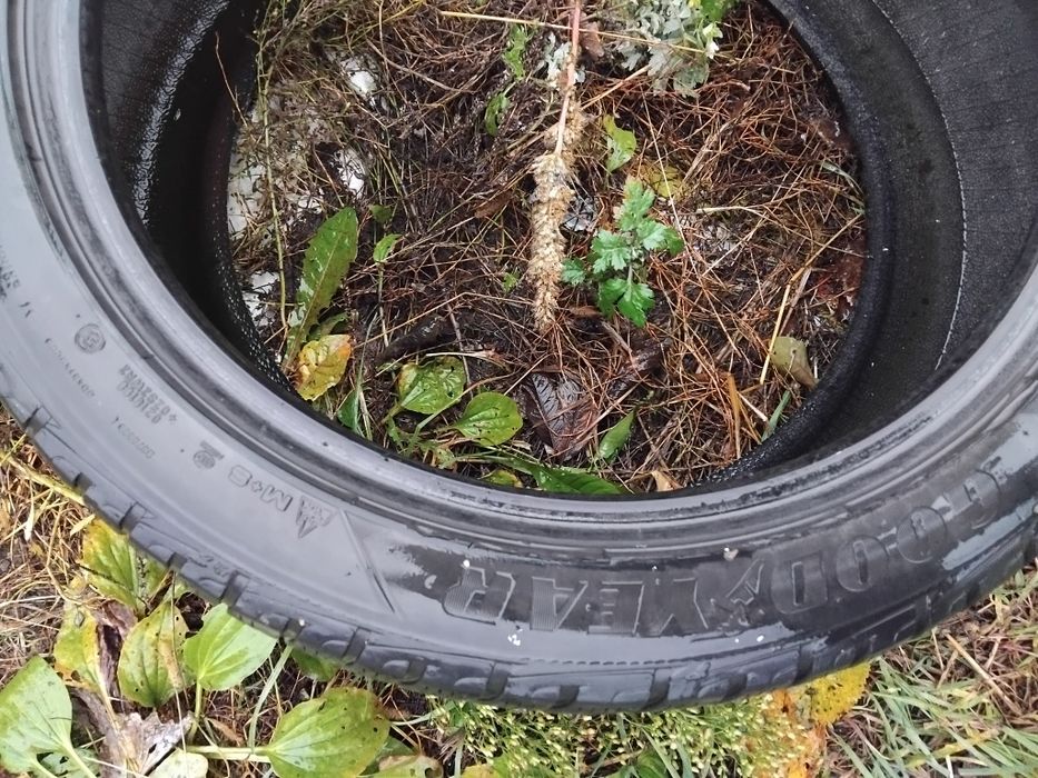 4x opony zimowe GoodYear Ultra Grip M+S 265/40 R20  104V GEN-1 Audi