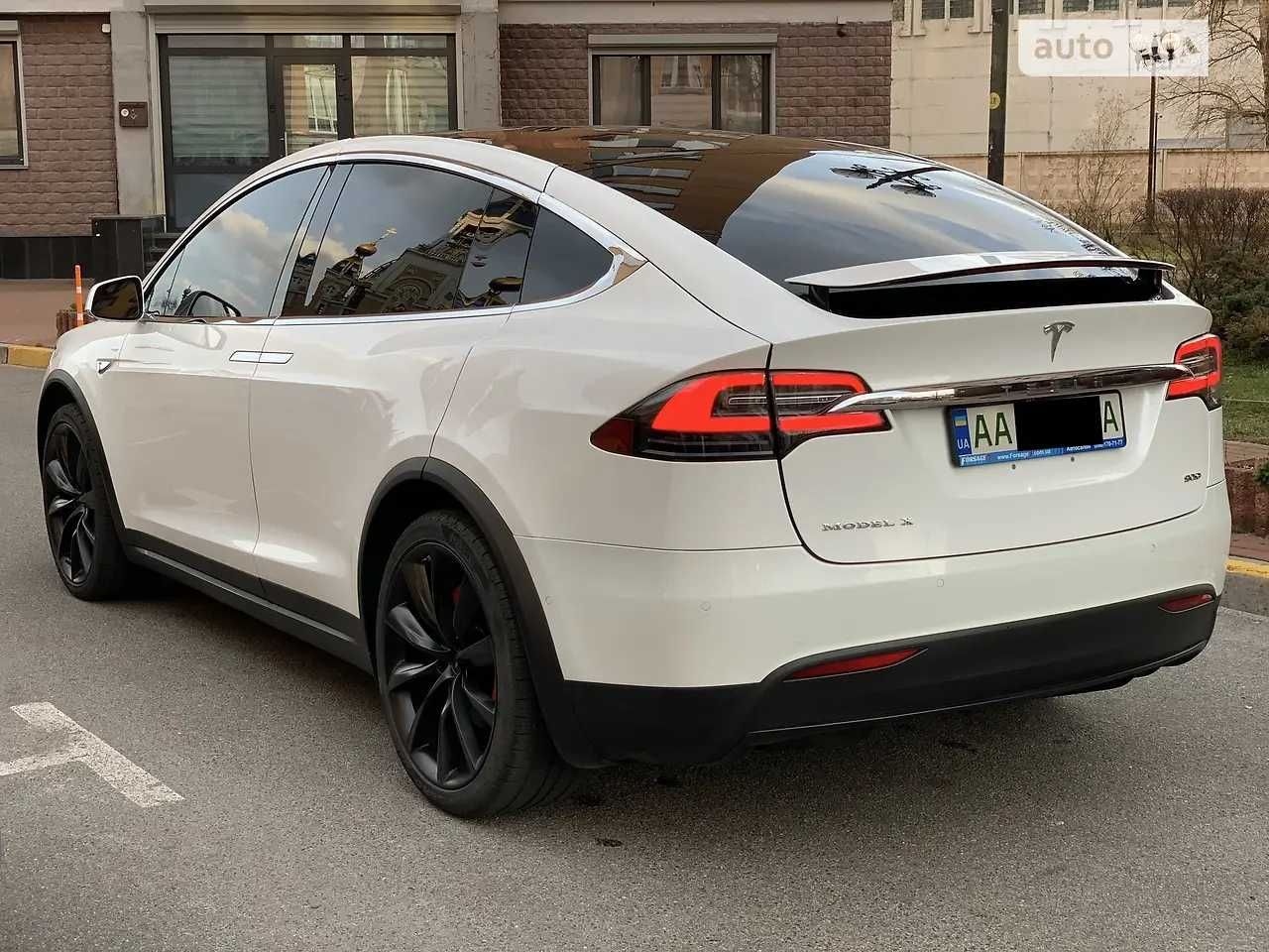 Продам Tesla Model X 90D, 2016, в рассрочку