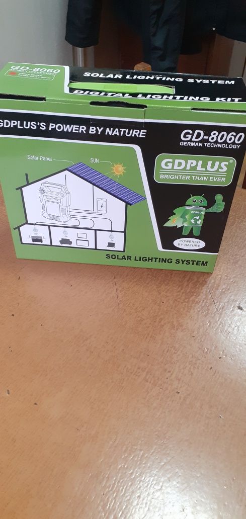 Солнечная станция GDPLUS GD 8060. +Панель, фонарь, зарядка, лампочки