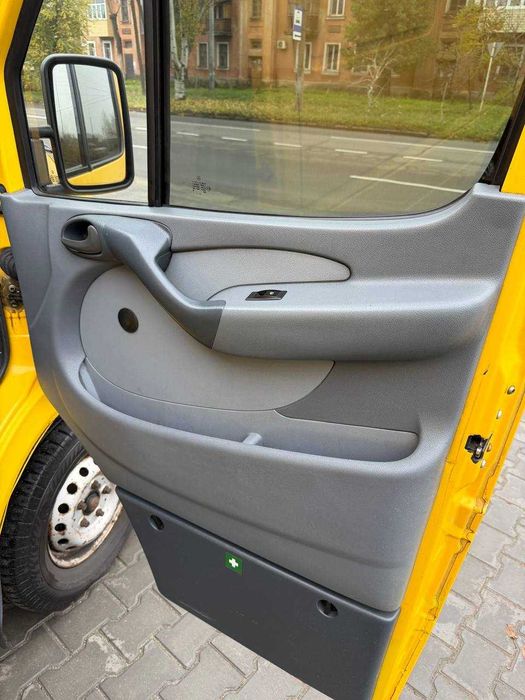 Продам Mercedes-Benz Sprinter 313 CDI