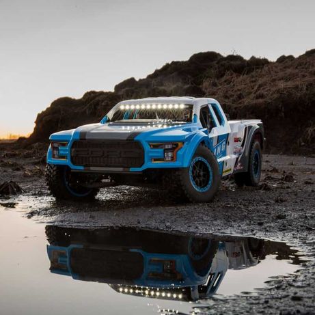 RC 1/10 King Shocks Ford Raptor Baja Rey 4WD Brushless RTR with SMART
