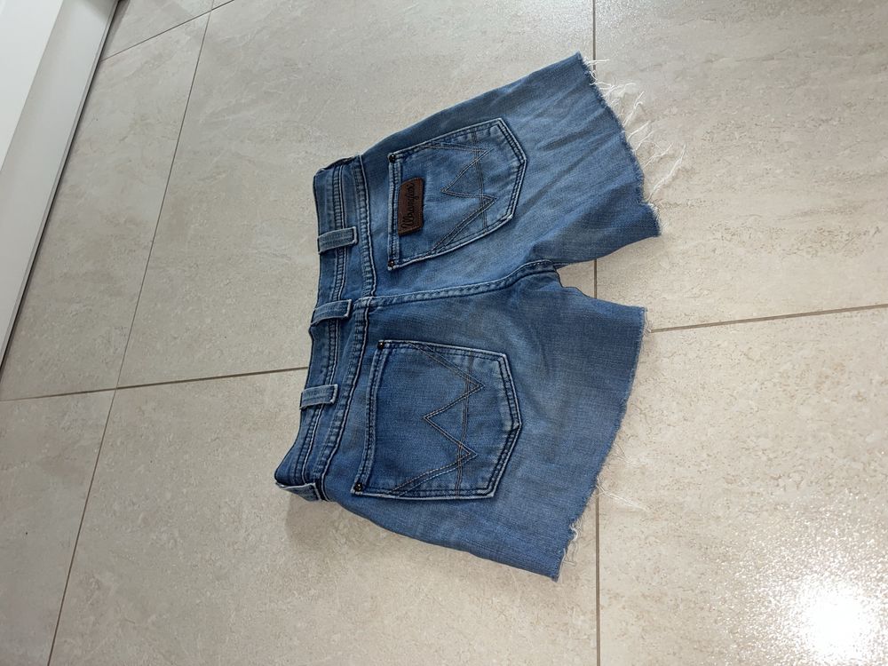 spodenki jeansowe wrangler rozmiar Xs/s