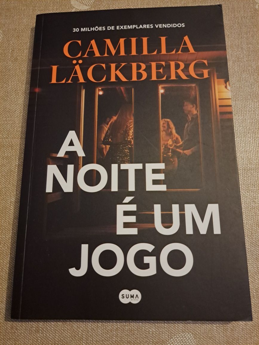 Camilla Lackberg - A noite é um jogo
