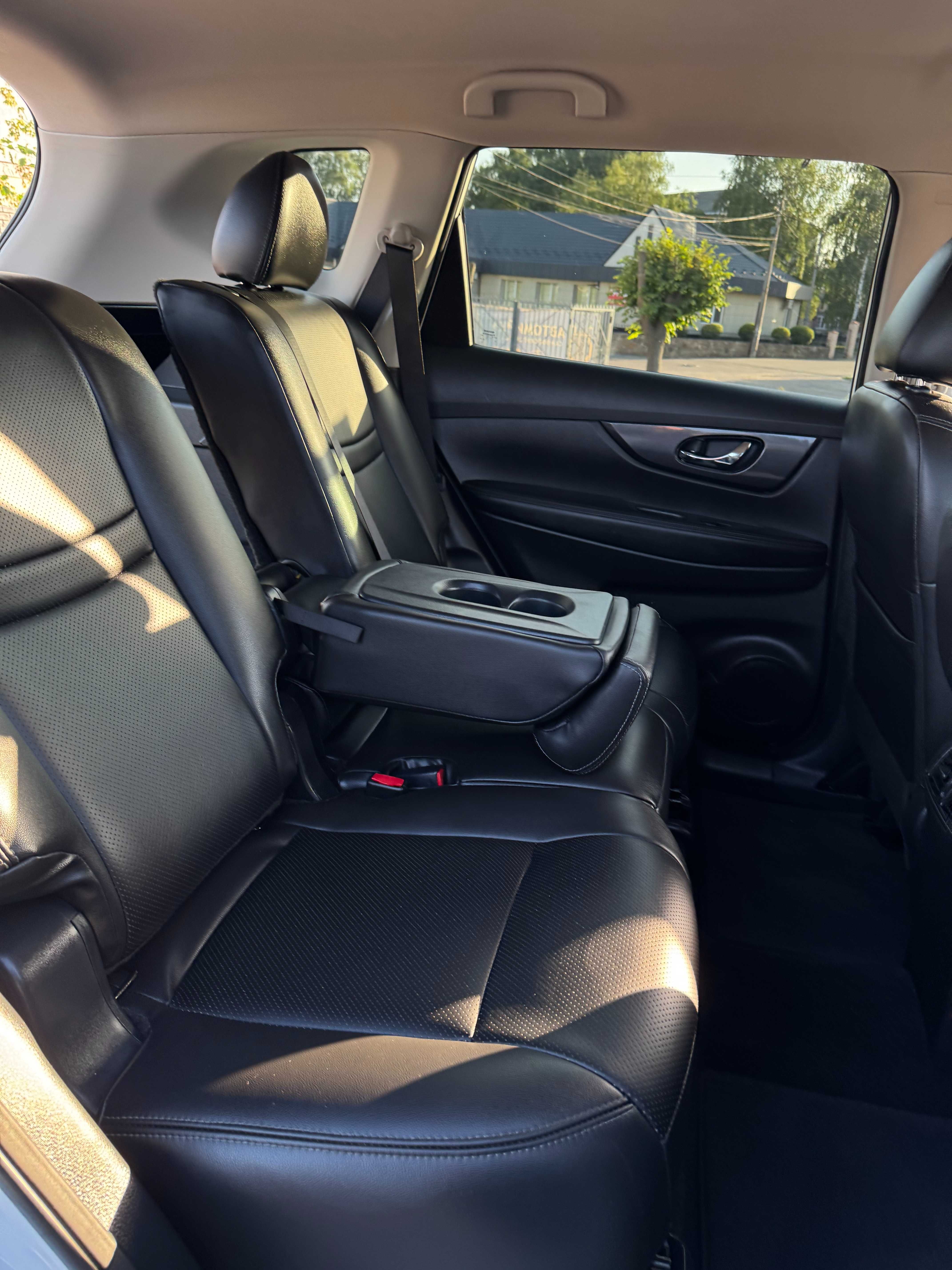 Nissan Rogue AWD 2020 2.5