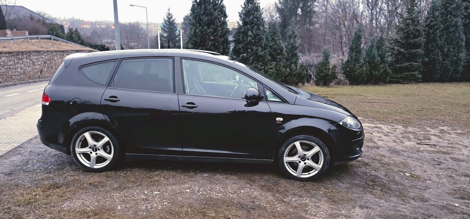 SPRZEDAM SEAT ALTEA XL. 2007 r. 2.0 TDI 140 KM, niezawodny samochód !