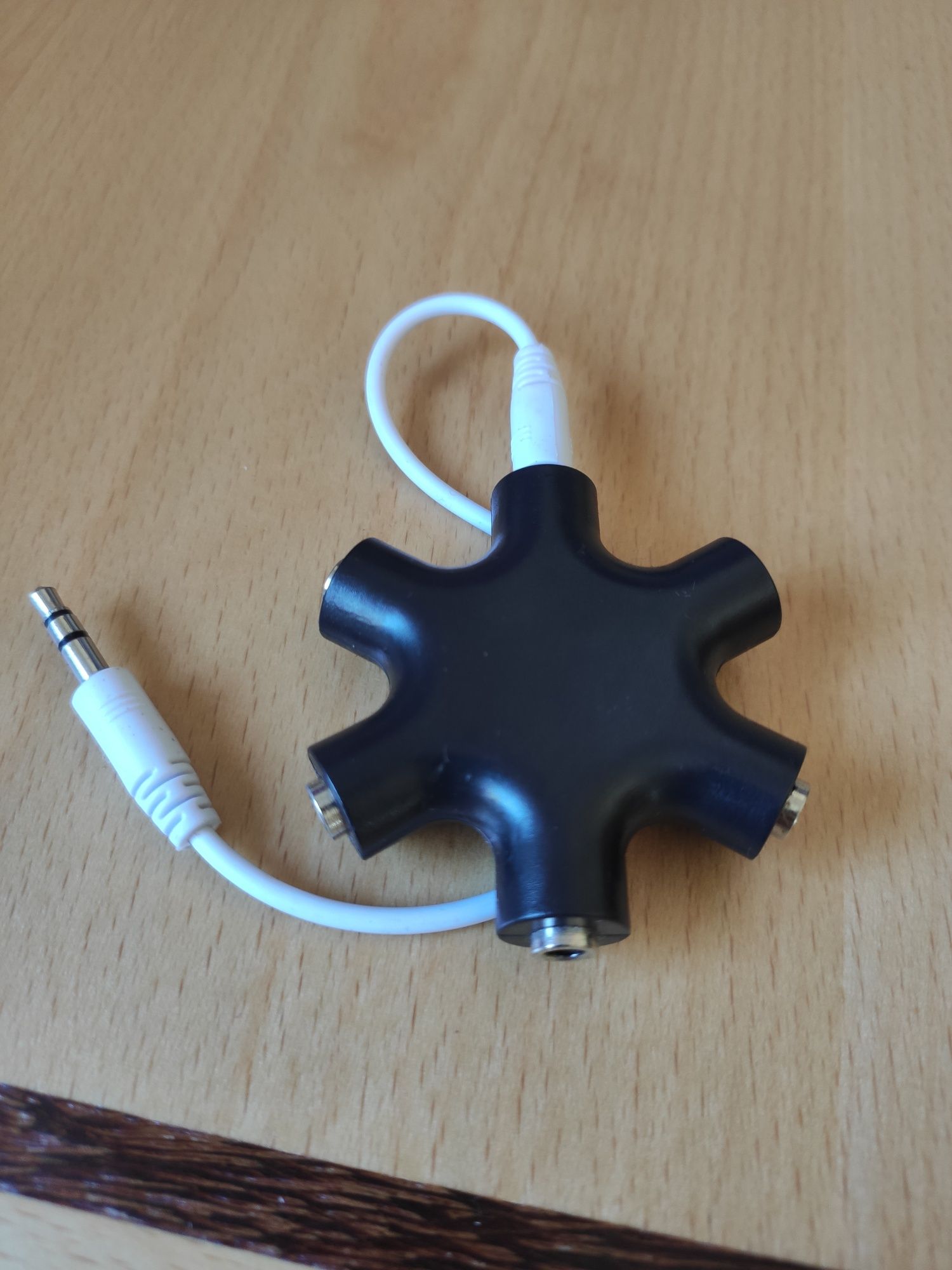 Adaptador áudio 5 saídas