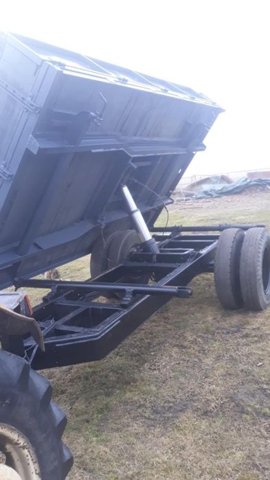 Przyczepa, przyczepy wywrotka