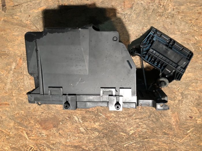 Obudowa Akumulatora Ford Mondeo MK4