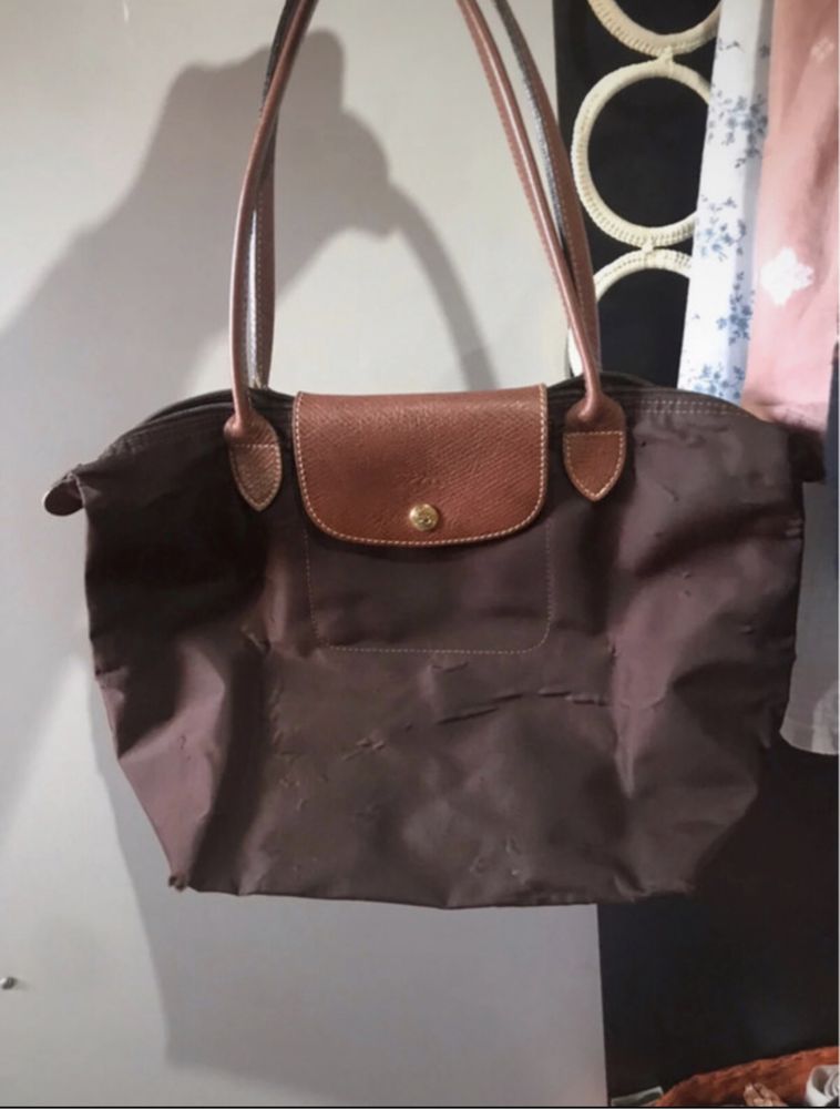 mala longchamp castanha