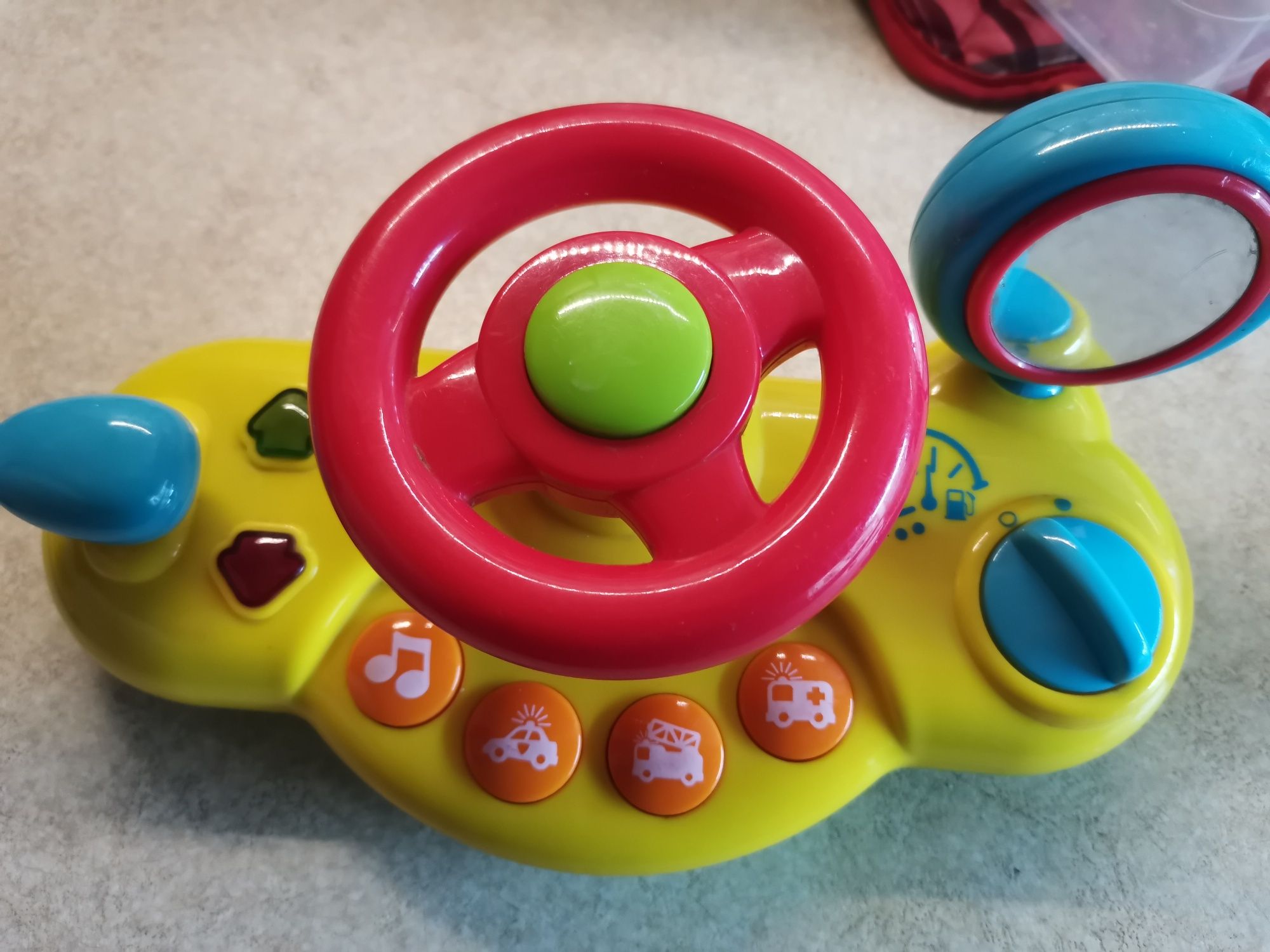 Грайте в портативну іграшку My First Driving Kit Toy