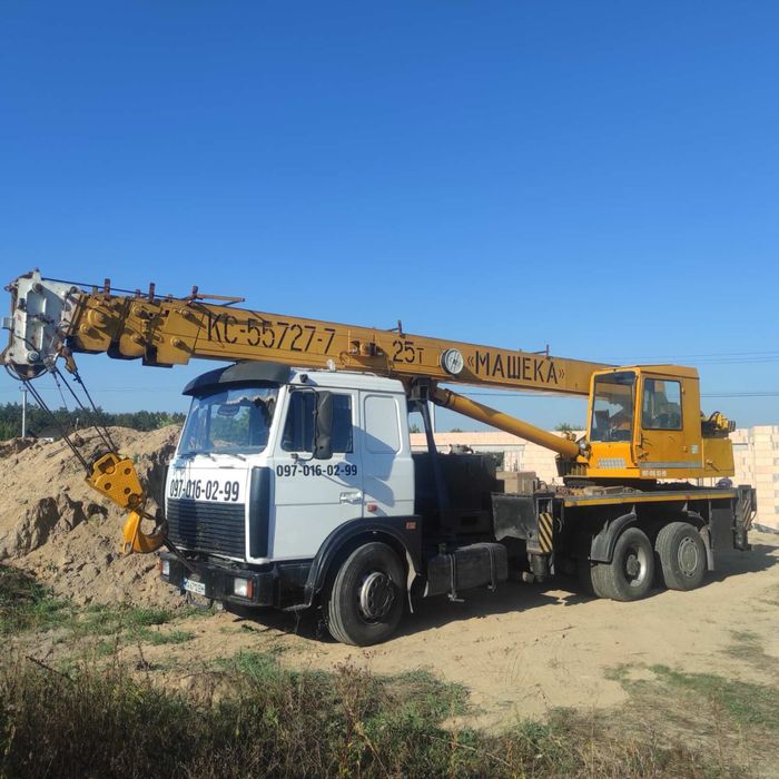 Автокран з професійним водієм