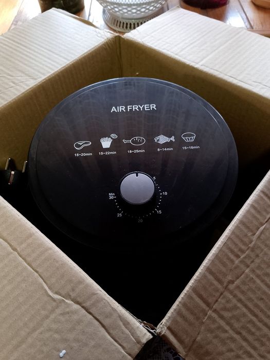 Безмасляная фритюрница(аэрогриль) с чашей Air Fryer BW-3011 4л 1200W