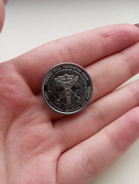 продам монеты 10 гривен