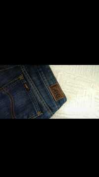 Spodnie jeans marki Lee