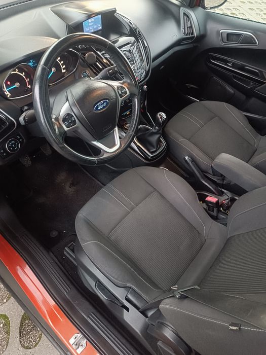 Ford b max titanium i panorama 2013