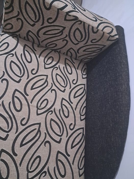 Диван.складний.гарному стані