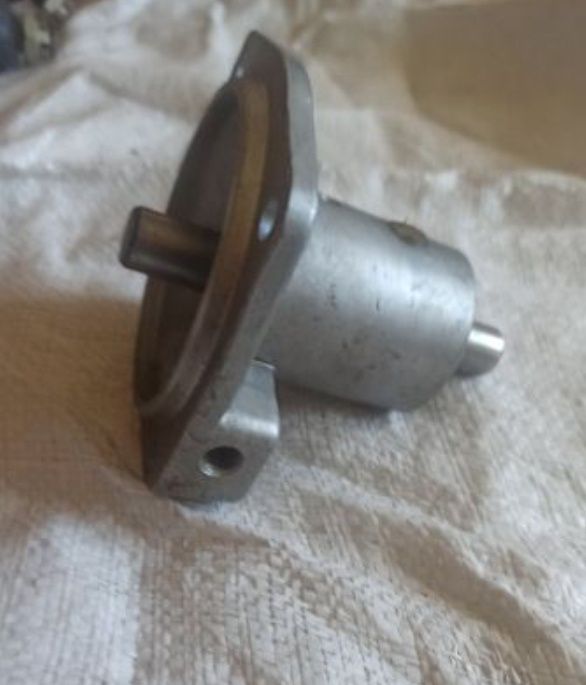 Помпа ВАЗ 2101 оригинал и другие запчасти