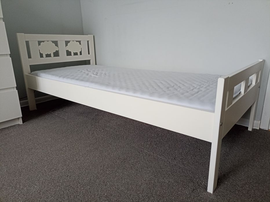 Łóżko dziecięce Ikea Kritter + materac + barierka