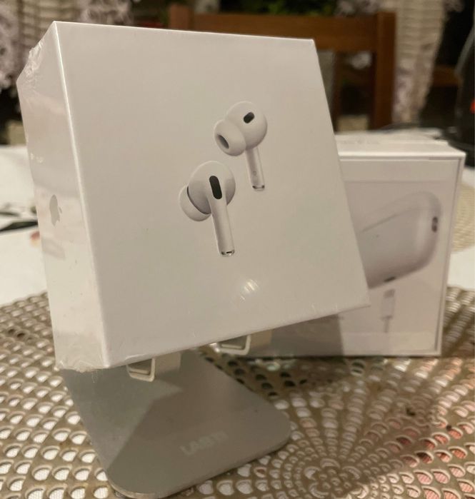 Słuchawki AirPods 2 Pro.