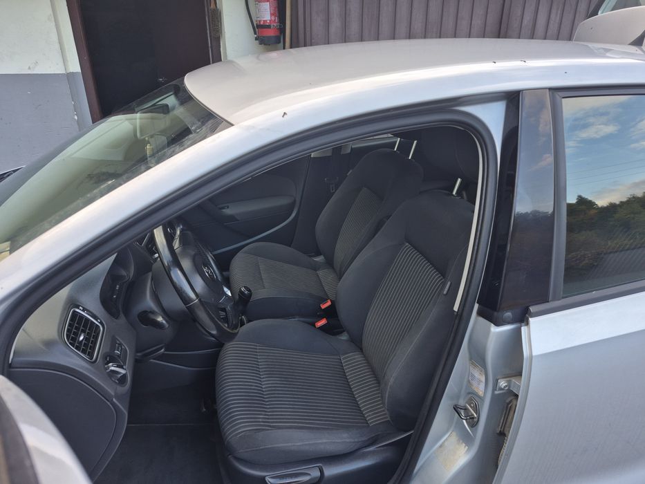 Fajne autko świeżo po przeglądzie  - Volkswagen Polo 1.4 MPI  klima