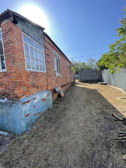 Продам дом поселок Гуты Богодуховский район