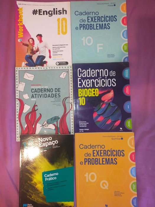 Livros exercícios 10° ano
