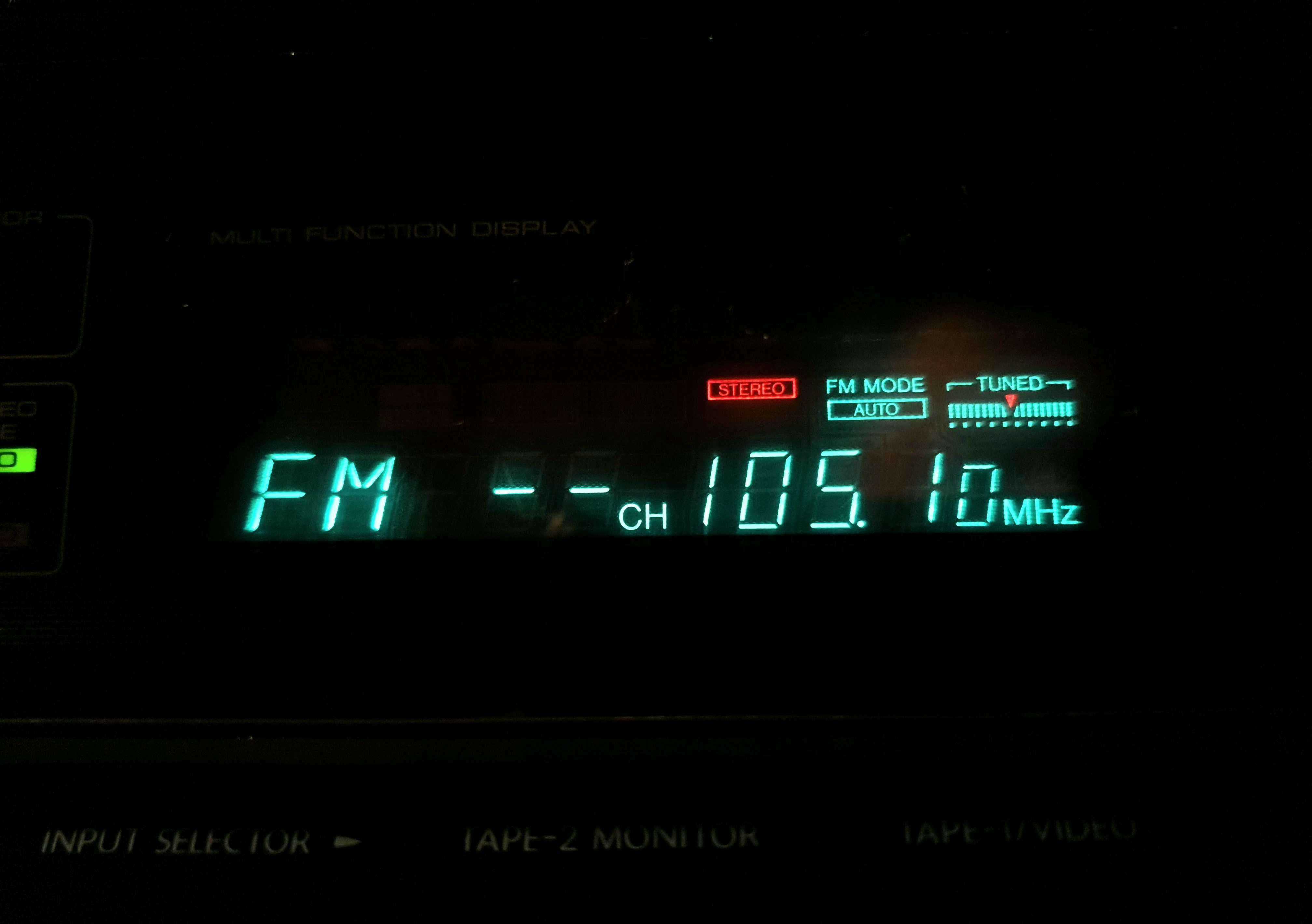 Onkyo TX-822 amplituner