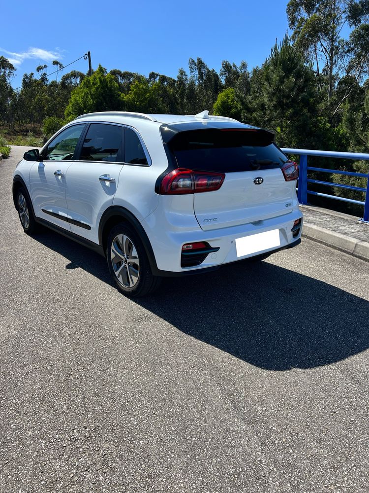 Kia E-NIRO 64KWH Executivo