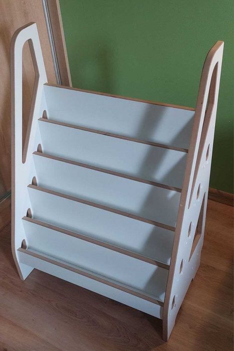 MINI biblioteczka montessori