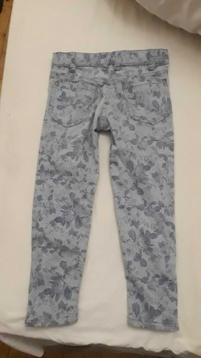 Продам джинси на дівчинку