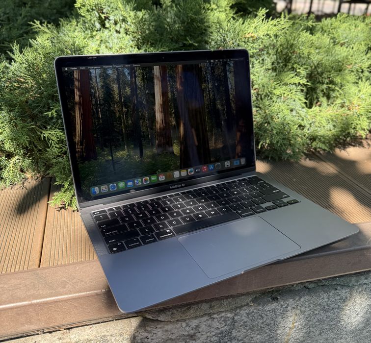 MacBook Air M1 2020 8/256GB