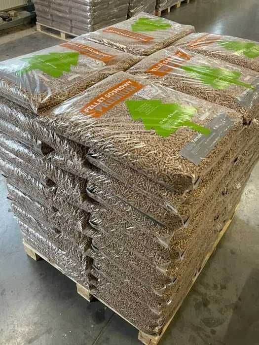 Pellet premium certyfikowany a1 en plus sosnowy drzewny tartak kuzio