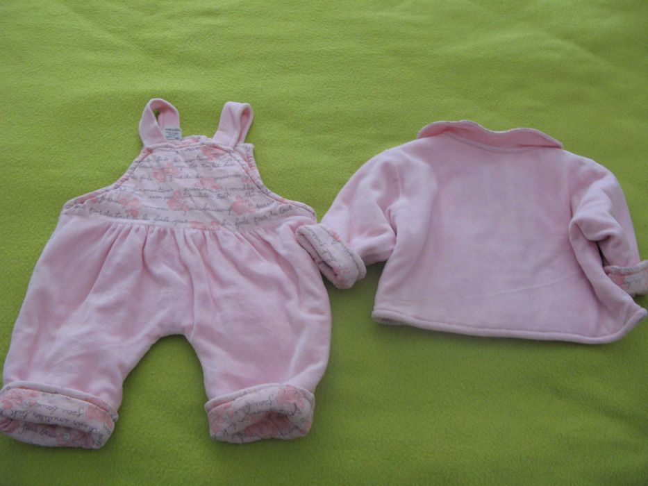 Conjuntos para bebé (menina) – 0 a 1 Mês: