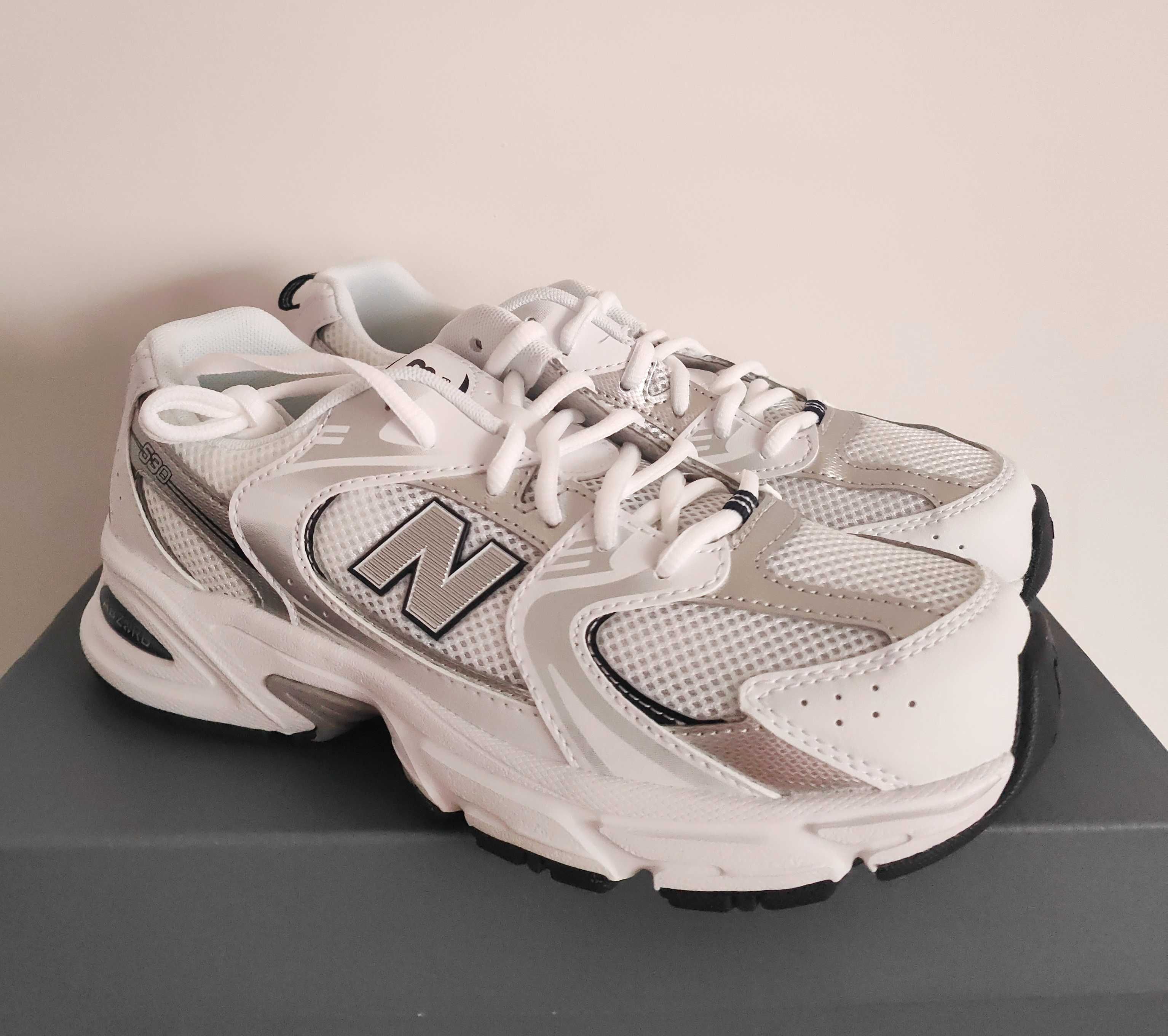 New Balance 530 biało-granatowe r. 38,5