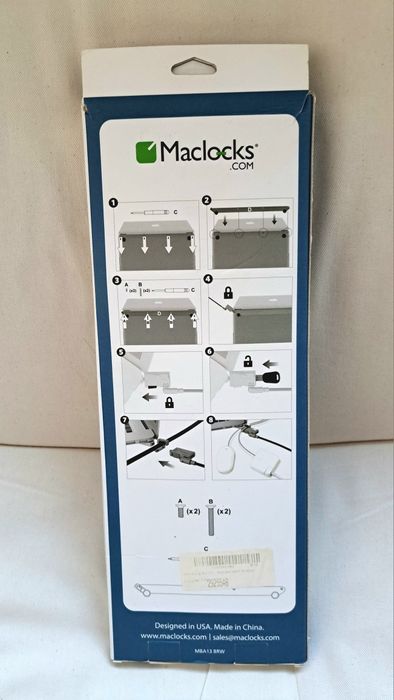 MacBook Air 13" base com cabo cadeado