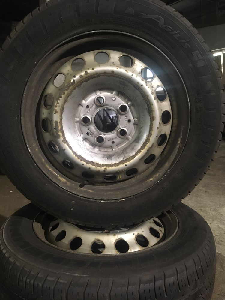 Шини с дисками 195/65 r16 c  5/112 vito