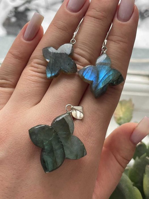 Набор с синим лабрадором .Серебро 925 пробы