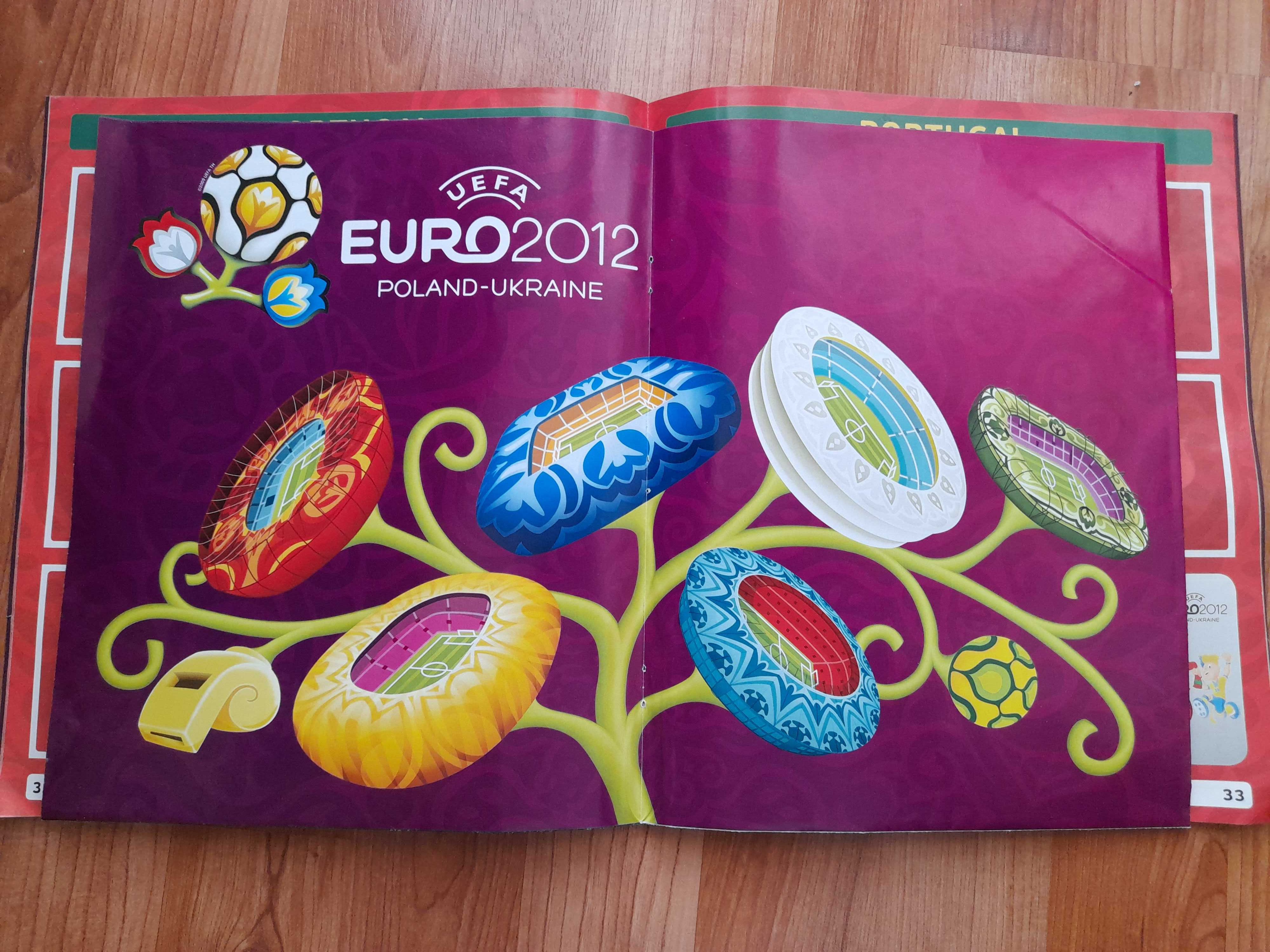 Album z Euro 2012 - czysty, z plakatem