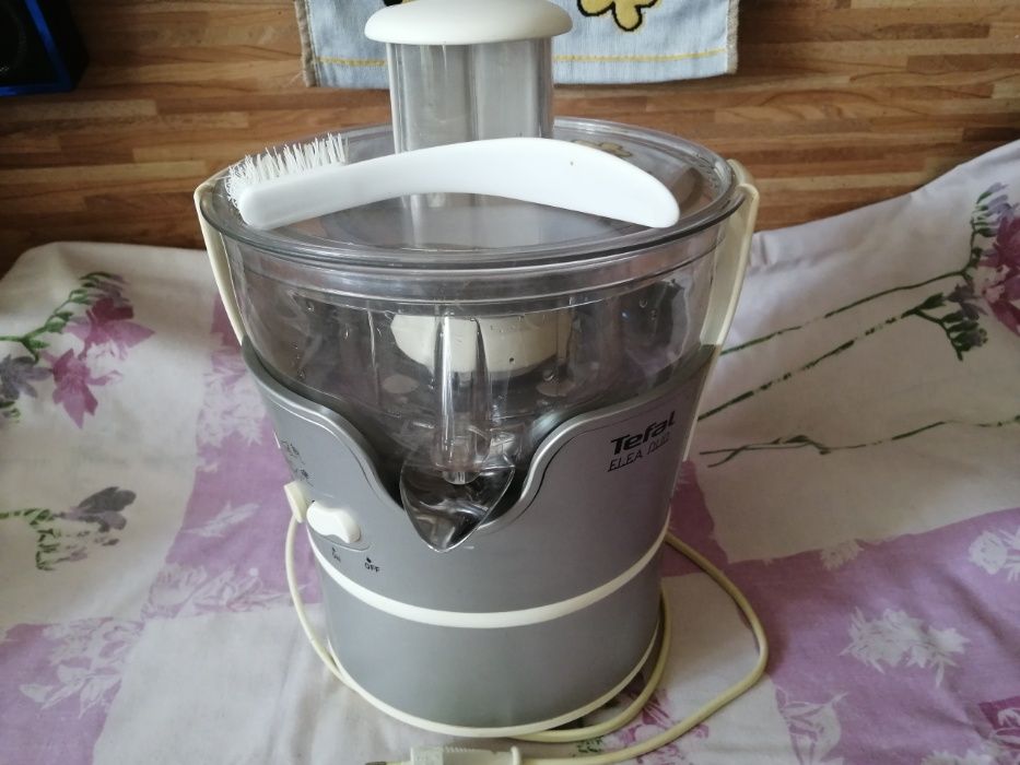 Соковыжималка TEFAL EleaDuo электро центробежная,универсальная.компакт