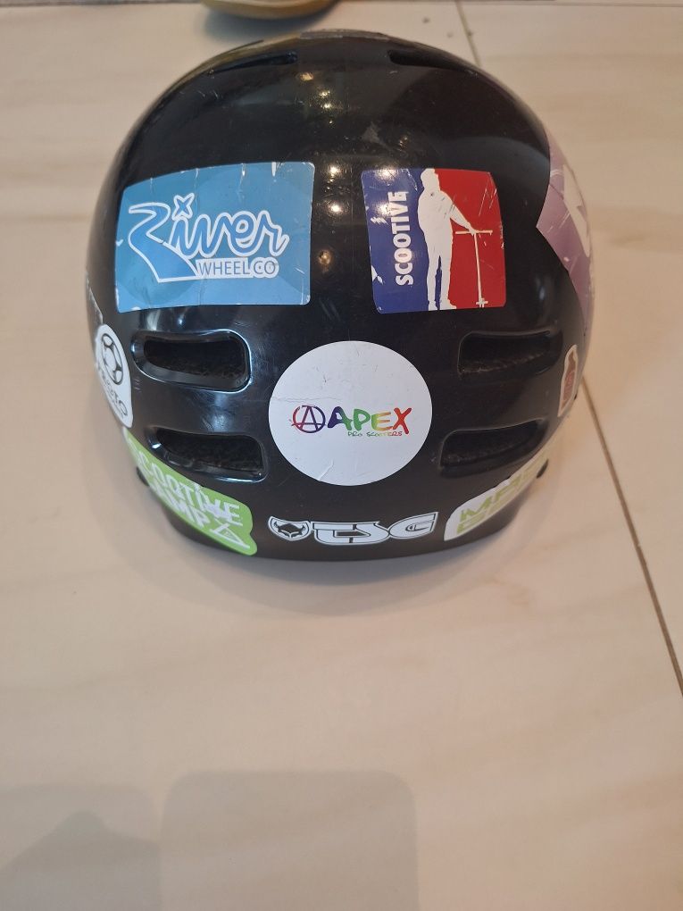 Kask TSG orzeszek