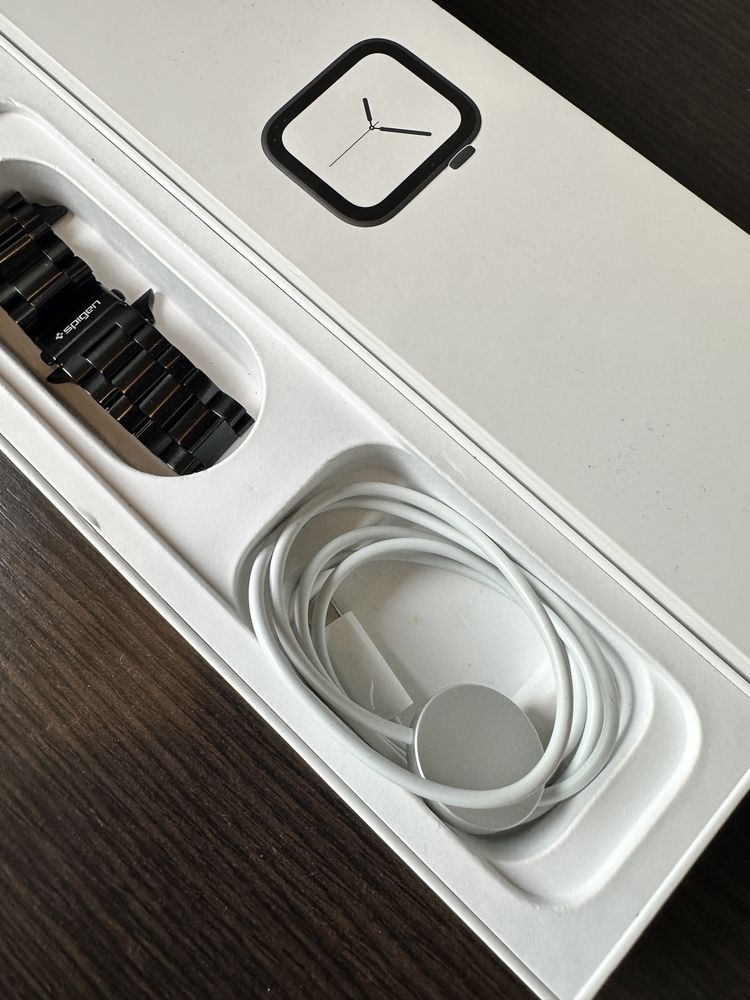 Годинник Apple Watch 45 mm
