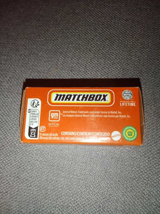 Matchbox 16 Chevy Camaro Convertible