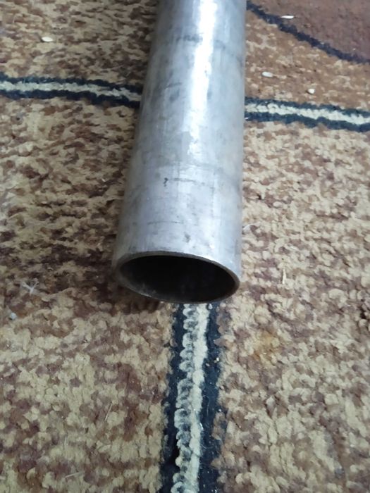 нержавіюча труба,зовні 53 мм. стінка 3 мм., нова 2,615 мп. вага 10 кг.