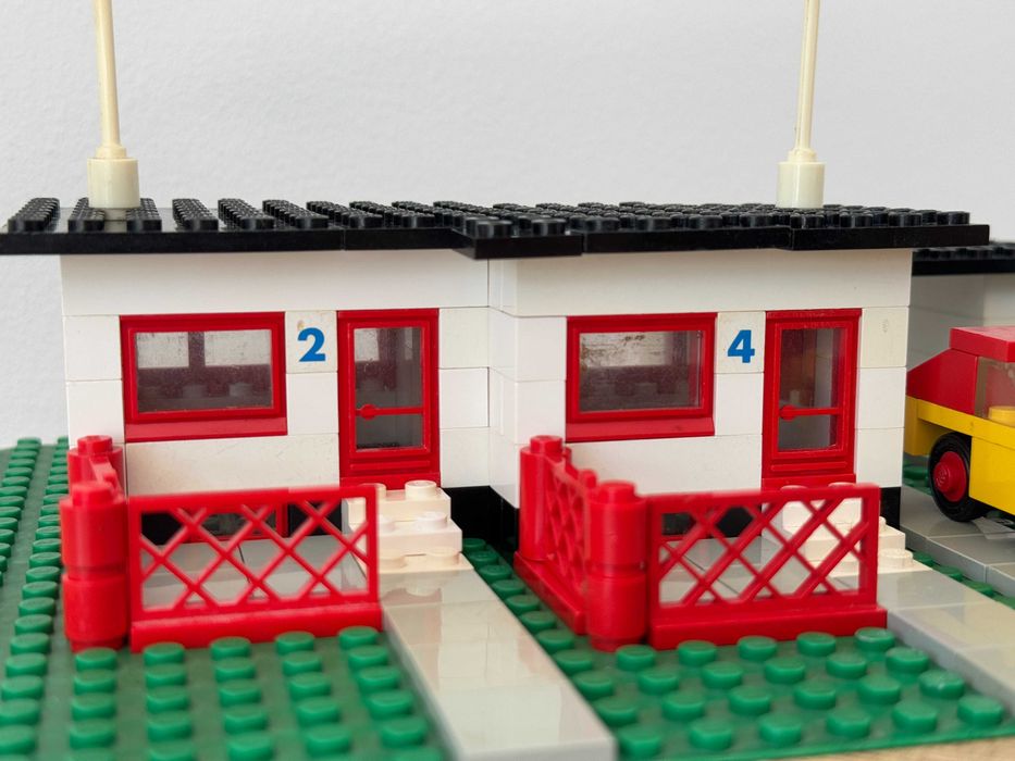 LEGO Legoland 353 Terrace House Car Garage 1972 Dom z Tarasem Auto